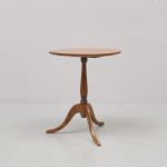 1204 4125 PEDESTAL TABLE